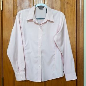 No-iron button down Size M